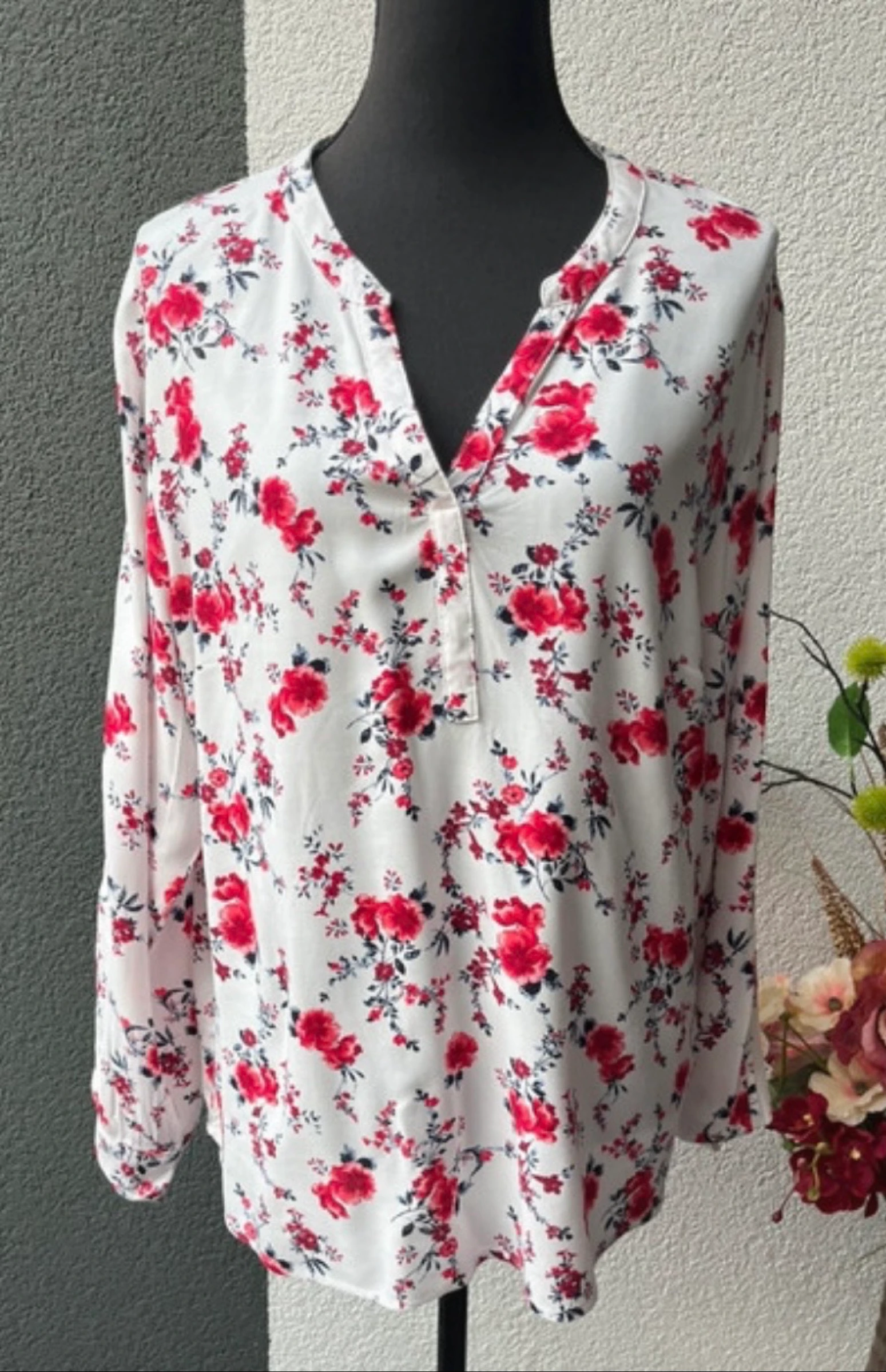πΊ ππ |Janina blouse met bloemenprint β maat 48 (valt als 46)